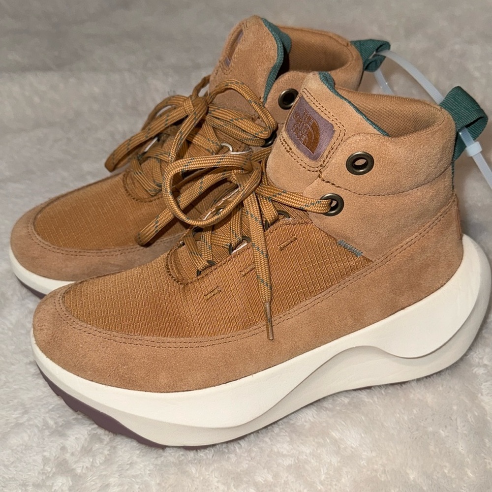The North Face Halseigh Hiker Boot